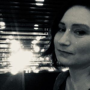 Meet your Posher, Elise